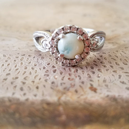 Magnolia ring